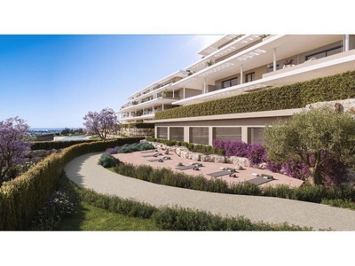 Apartamento de 3 dormitorios, 2 baños con vistas al mar. La Resina, Estepona