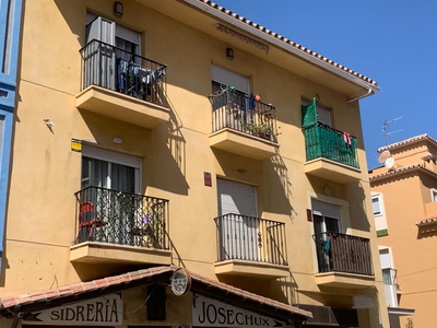 Apartamento en venta en Calle Ricardo de Leon Venta Zona Puerto Deportivo