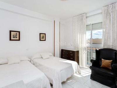 Apartamento se vende piso reformado de 3 habitaciones centro (málaga) en Fuengirola