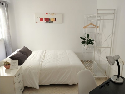 Habitaciones en C/ Pintor Murillo, Alicante - Alacant por 320€ al mes