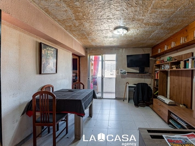 Piso carrer josep estalella,
692 653 022 en Barcelona