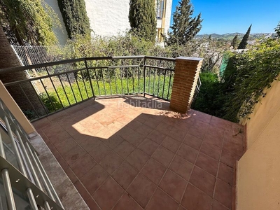 Piso con aire acondicionado y vistas a la montaña en Mijas