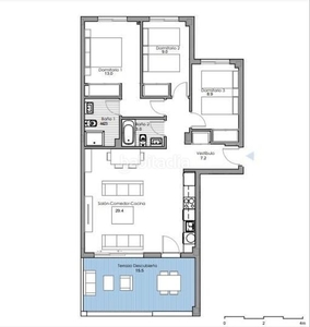 Piso de 3 dormitorios, 2 baños, 2 parkings y trastero, terraza 15.5 m2 con vistas al mar. en Benalmádena