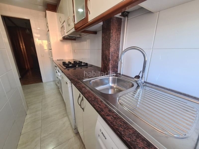 Piso en venta en santa eulalia, 3 dormitorios. en Hospitalet de Llobregat (L´)