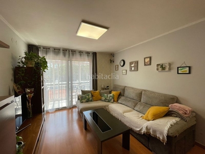 Piso ¡¡¡¡¡fantastico piso de 3 habitaciones con balcon muy bien situado en Provençals del Poblenou!!!!!! en Barcelona