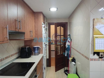 Piso inmo c2, vende bonita vivienda de 4 dormitorios con piscina en Alcalá de Henares