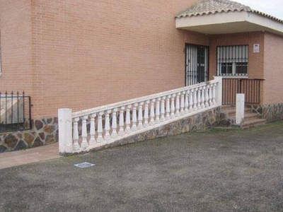 Venta Casa unifamiliar en Calle Miguel De Unamuno Esquivias. 250 m²