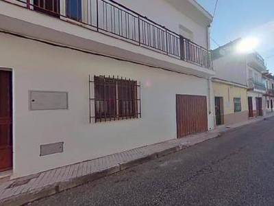 Venta Casa unifamiliar en Calle Rodrigo De Triana Linares. Con terraza 105 m²