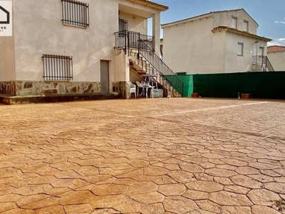 Venta Casa unifamiliar Santa Olalla. Con terraza 247 m²