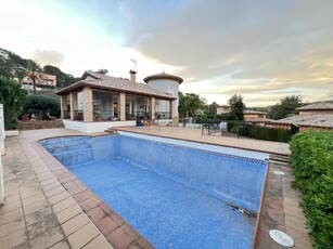 Chalet en venta en Alzira, Valencia