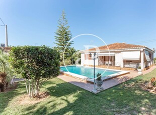 Chalet en venta en Bétera, Valencia