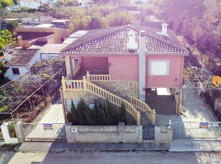 Chalet en venta en Oliva, Valencia