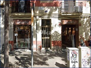 Local comercial en alquiler de 165 m2 en calle de la creu coberta, 114, Sants - Montjuïc, Barcelona