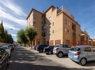 Piso en venta en Pajaritos - Plaza de Toros, Granada ciudad, Granada