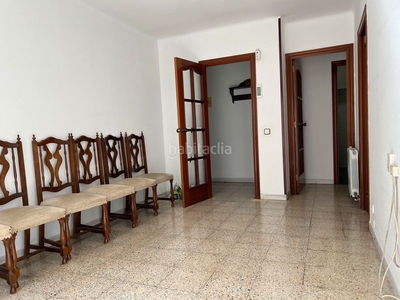 Alquiler piso 3 habitaciones grandes en Ciutat Cooperativa-Molí Nou Sant Boi de Llobregat