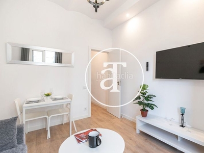Alquiler piso de alquiler temporal de 2 habitaciones en el barrio de la sagrada familia en Barcelona