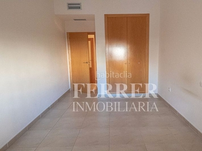 Alquiler piso en calle ángel bruna 10 maria victoria por inmobiliaria en Cartagena