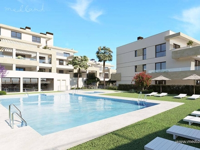 Apartamento en venta en Guadalobón, Estepona, Málaga