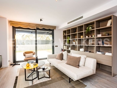 Apartamento excelente piso con piscina en pedralbes en Esplugues de Llobregat