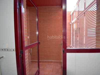 Ático zona cañada - ático con terraza de 2 habitaciones y 2 baños, garaje y piscina. en Torrejón de Ardoz