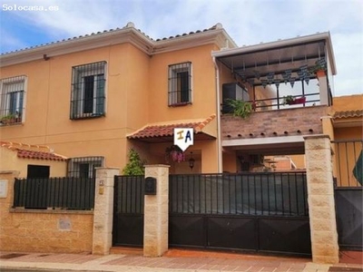 casa adosada en Venta en Humilladero