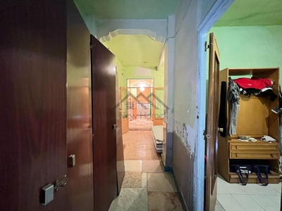 Casa new home inmobiliaria ofrece esta casa para derribo en Pobla de Vallbona (la)