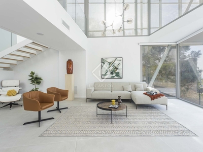 Casa / villa de 513m² en venta en Terramar, Barcelona