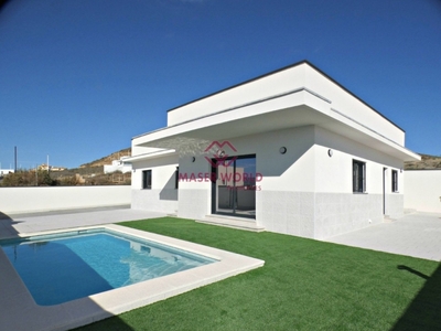 Chalet obra nueva en venta con piscina en Mazarrón.