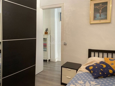 Piso con 3 habitaciones con ascensor en Raval Barcelona