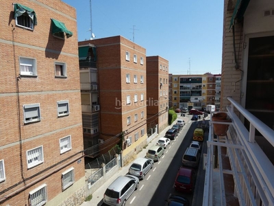 Piso con 3 habitaciones con calefacción en Casco Histórico de Vallecas Madrid