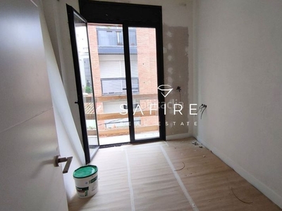 Piso de 90 m2 en el eixample norte con acabados de gran calidad y tres habitaciones en edificio de tres plantas de nueva construcción. en Girona
