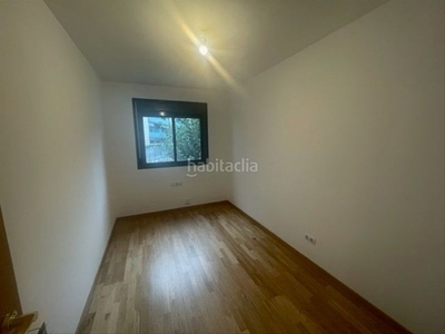 Piso en albert porqueras 5 piso en venta , con 123 m2, 4 habitaciones y 2 baños, piscina, garaje, trastero, ascensor, aire acondicionado y calefacción calefaccion individual. en Lleida