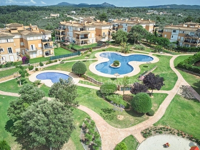 Piso en alquiler en Sant Jordi - Son Ferriol de 3 habitaciones con piscina y jardín
