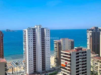 Piso en venta en Playa Levante, Benidorm, Alicante