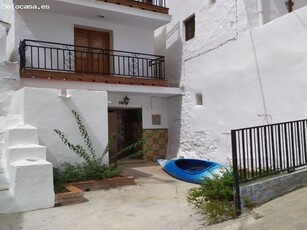 Casa de Pueblo en Venta en Salares, Málaga