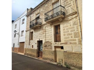 Casa de Pueblo en Venta en Vilabella, Tarragona