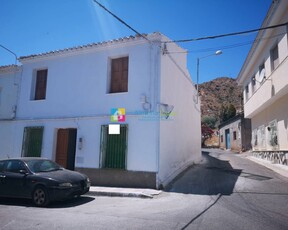 Casa en venta en Cantoria, Almería