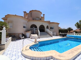 Chalet en venta en Algorfa, Alicante