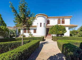 Chalet en venta en Baza, Granada