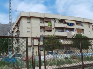 OPORTUNIDAD DE INVERSIÓN: Apartamento de 4 habitaciones a la venta en Callosa del Sergura (Alicante) Venta Callosa de Segura