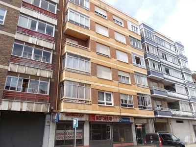 Piso en venta en Calle Relojero Losada, 2º, 24009, León (León)