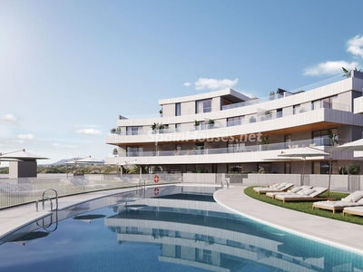 Apartamento en venta en La Concha-Resina Golf, Estepona