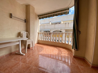 Apartamento en venta en Playa de los Locos, Torrevieja, Alicante