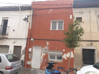 Casa en venta enc. calle figueres, 39,vilafant,girona