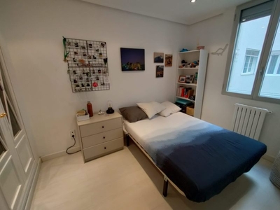 Habitaciones en C/ Paseo Sagasta, Zaragoza Capital por 310€ al mes