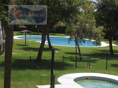 Venta de piso con piscina y terraza en Cartaya, Nuevo Portil