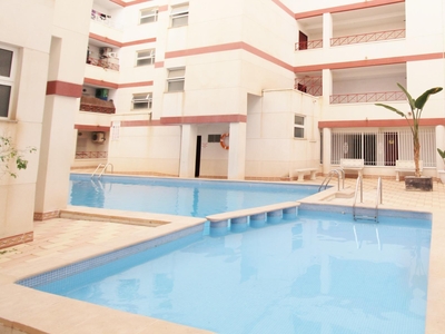 Venta de piso con piscina y terraza en Centro (Torrevieja), Centro