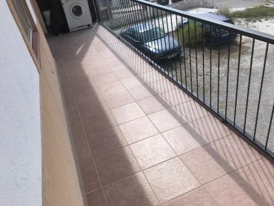 Venta de piso con terraza en Bellvei, Baronia de mar