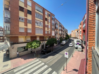 Venta de piso en Batallas-San Juan (Valladolid)