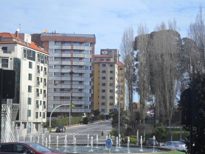 Venta de piso en Travesía de Vigo, San Xoán